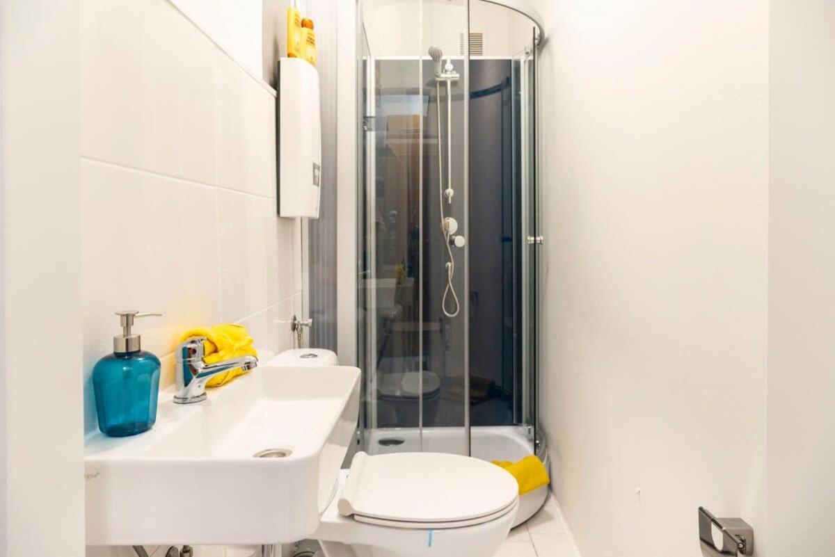 Cozy 2 Room Apartment Next To Hermannstrasse Βερολίνο Εξωτερικό φωτογραφία