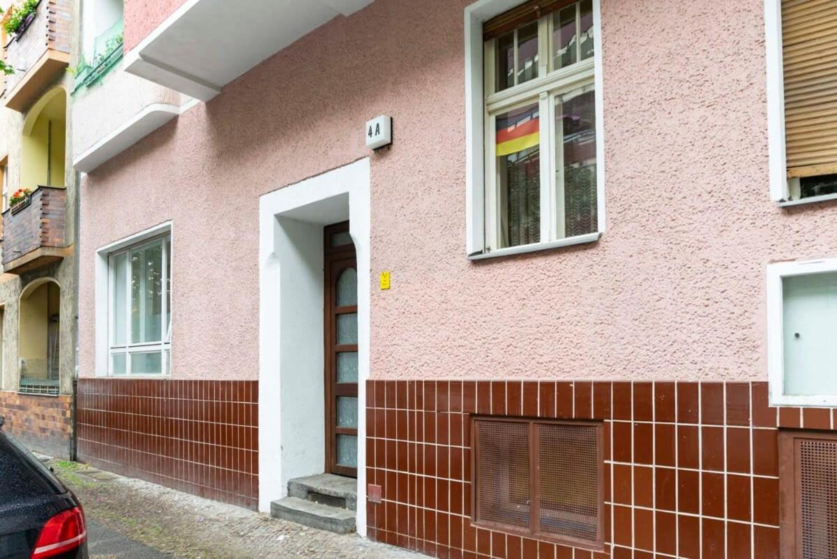 Cozy 2 Room Apartment Next To Hermannstrasse Βερολίνο Εξωτερικό φωτογραφία